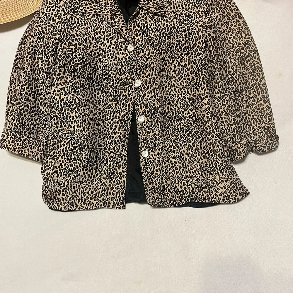 Vintage Leopard Print Silk Button Up Jacket Blazer 90s Y2K Animal Print – Size 6
